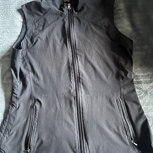Cali Women's Black Sleeveless Jacket